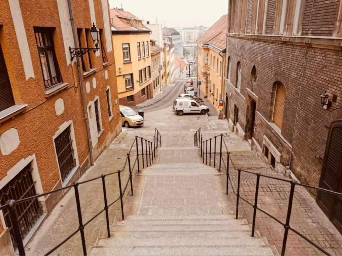 Pala Gardem Apartamento Budapest Exterior foto
