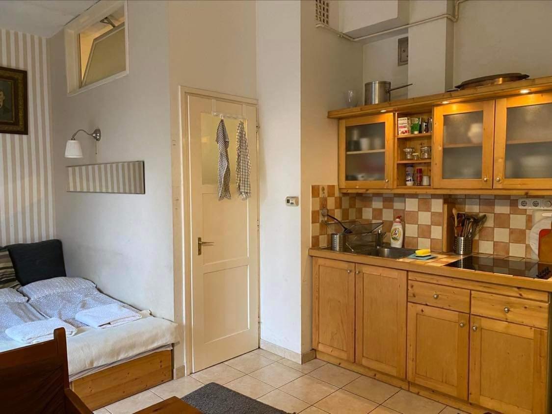 Pala Gardem Apartamento Budapest Exterior foto